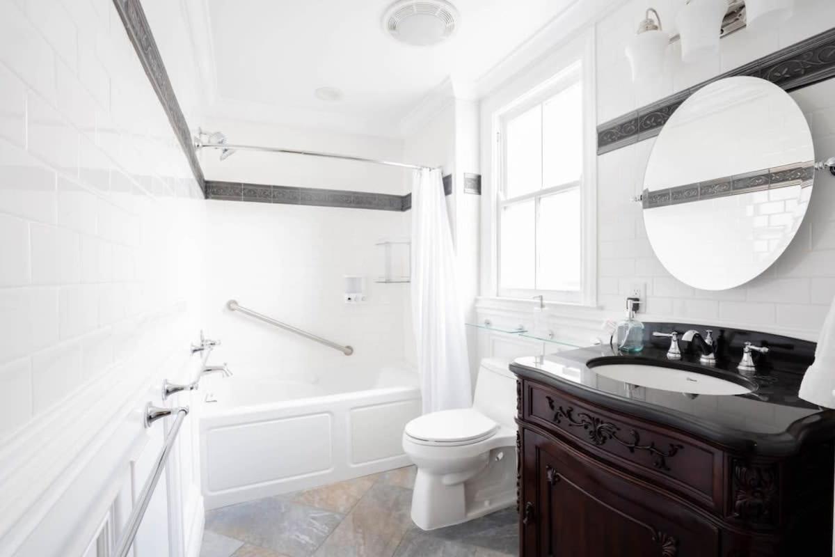 Decadent Luxury - Covington Condo Exteriér fotografie